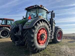Tractor de Ruedas Fendt 1050 Vario de 90 CV, Tractor Agrícola Usado Listo para la Venta, Motor Robin, Origen Francia - Product Image 5