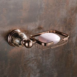 Elegante jabonera de cerámica y latón para montar en la pared, disponible a precios de mayorista, añade un estilo metálico de lujo a cualquier decoración de baño. - Product Image 3