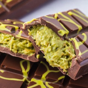 Hot Pick Dubai <b>Chocolate</b> Bar Delicious Sweet <b>Chocolate</b> Ideal for Home Parties Office Events Kids Adults - Product Image 4