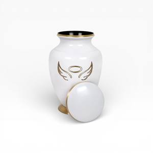 Urne funéraire en forme d'ailes d'ange blanches avec bordure dorée et couvercle pour un souvenir paisible et une commémoration - Product Image 1