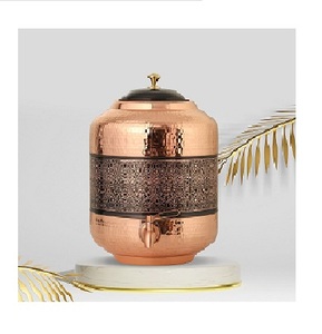 Élégant distributeur d'eau en cuivre refroidisseur robinet robuste grand stockage pour eau douce saine travail à domicile application extérieure conviviale - Product Image 1