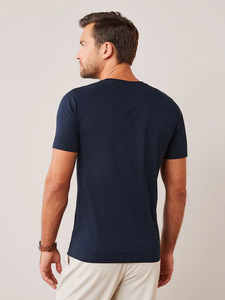 Camiseta minimalista para hombre, proveedor de ropa de calle de moda personalizada, atuendo informal para salón, gimnasio, uso diario, suministro al por mayor - Product Image 2