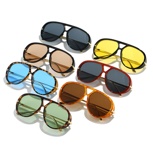 Logo personalizzato 2025 <span class=keywords><strong>Vintage</strong></span> gambe in lega grande montatura donne <span class=keywords><strong>occhiali</strong></span> da sole UV400 sfumature <span class=keywords><strong>occhiali</strong></span> da sole pilota Punk oversize - Product Image 5