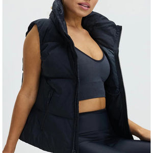 Trending Stylish Casualwear Stand Collar Winters New Design <b>Women</b> Puffer <b>vest</b> Polyester Breathable Durable <b>Women</b> Puffer <b>Vest</b> - Product Image 2