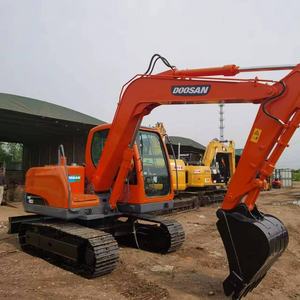 Excavadora buena usada Doosan dx80 en venta - Product Image 1