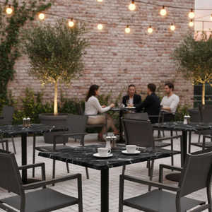 Table de qualité commerciale en marbre noir avec plateau renforcé en composite de pierre pour une utilisation en intérieur et en extérieur - Product Image 2