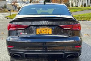 Voiture d'occasion fiable Audi RS3 2019 - Product Image 2