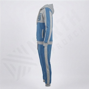 Conjunto Deportivo Ligero para Hombre con Tela Transpirable, Estilo Atlético, Ideal para Entrenamiento en el Gimnasio o Salidas de Fin de Semana - Product Image 3