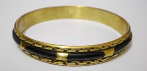 Brazalete de Cobre con Grabado Floral, Diseño Botánico, Joyería, Brazalete Metálico Delgado, Elegante Brazalete en Tono Plateado para Mujer - Product Image 4