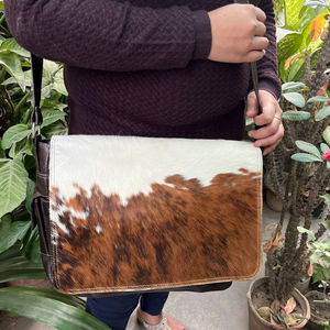 กระเป๋าโท้ทหนังวัวขนเฟอร์สวยสไตล์ใหม่มีซิปด้านหลังและกระเป๋าข้างกระเป๋าสะพายไหล่กระเป๋าแฟชั่นคุณภาพสูง - Product Image 1