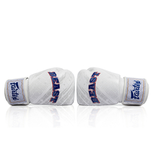 ถุงมือชกมวย Fairtex สีขาว โลโก้สั่งทำได้ หนังแท้ น้ำหนักเบา กันน้ำ แบบผูกเชือก สำหรับฝึกซ้อมและแข่งขัน MMA มวยไทย - Product Image 1