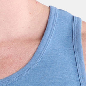 Camiseta sin mangas de gimnasio para hombre hecha con tela duradera para un uso repetido y un rango máximo de movimiento - Product Image 5