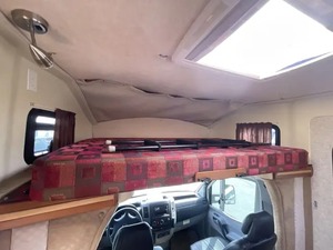 Winnebago V-i-e-w 2-4-H d'occasion de 2008 prêt à être vendu - Product Image 5