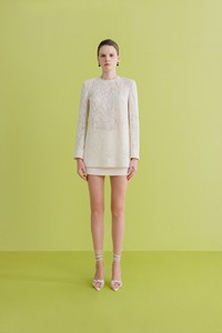 Qualité supérieure A-ligne Robes courtes pour femmes Vêtements d'été AMITY MINI ROBE Tissu en dentelle de fleurs en coton biologique de WHITE ANT - Product Image 4