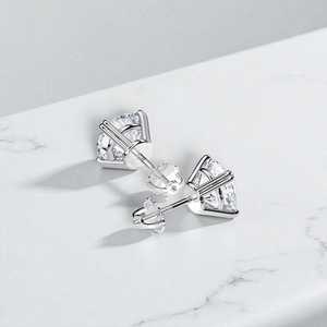 Pendientes Clásicos de Moissanita con Corte Redondo y Cierre de Rosca, Joyería de Lujo en Plata de Ley 925 con Baño de Oro y Rodio, Pendientes Solitarios - Product Image 3