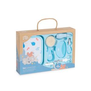 Trousse de toilette modèle KOALA bleue pour bébé, comprenant peigne, brosse et ciseaux - Product Image 1