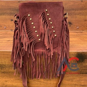 Bolso bandolera de cuero de ante genuino hecho a mano, bolso bohemio con flecos para mujer, monedero minimalista Vintage con correa ajustable - Product Image 1