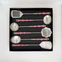 Ensemble de couverts de restaurant à prix d'usine, très vendu, avec manche en résine, ensemble de couverts en métal, provenance Inde par R B Overseas