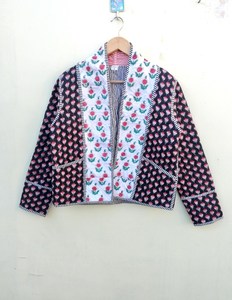 Veste matelassée en coton pour femmes de style vintage fait à la main imprimé Boho design ouvert avec passepoil hiver vêtements d'extérieur décontractés cadeau pour elle - Product Image 1