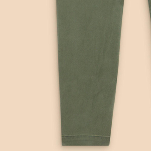 Venta al por mayor de pantalones Cargo casuales de los hombres de alta ligereza 100% algodón lona medio recto multibolsillo OEM servicio disponible - Product Image 3