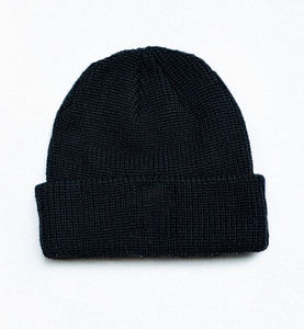 Gorro de Invierno Unisex de Alta Calidad, Negro, Tejido de Lana Cálido, con Impresión Digital, Bordado a Mano y Logotipo Personalizado - Product Image 1