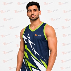 Débardeur de sport personnalisé pour hommes par sublimation – Vente en gros – Gilet de fitness et d'entraînement à séchage rapide, respirant, pour athlétisme, musculation et course à pied - Product Image 5