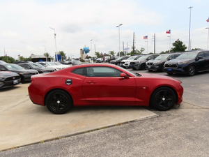 CHEVROLET CAMARO 1LT COUPE RWD 2018 USADO, Volante a la Izquierda/Derecha - Product Image 4