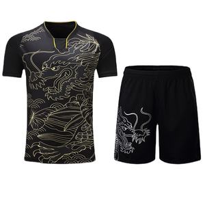 Nouveaux uniformes de tennis d'entraînement unisexes, logo d'équipe personnalisé, uniformes de tennis respirants, chemises de badminton avec shorts - Product Image 1