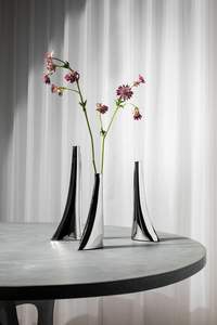 Floreros de metal diseñados a medida para una decoración de jardín única, jarrones de jardín para exhibir flores y plantas - Product Image 3