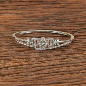 เทียมโรเดียมชุบเทียมเทรนด์เซ็ตเตอร์คลาสสิก Cz Kada ผู้ค้าส่งเครื่องประดับในอินเดีย - Product Image 5