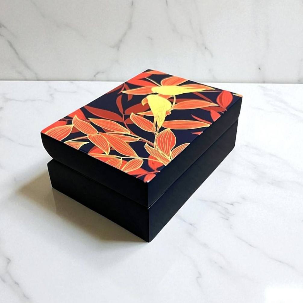 มีสีสัน