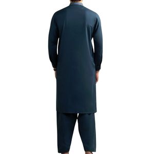 Traje Tradicional Pakistaní Shalwar Kameez para Hombre en Color Verde Azulado Oscuro, Kurta Pajama de Diseñador en Tela de Alta Calidad, Hecho a Medida - Product Image 2