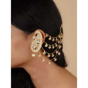 Boucles d'oreilles fines en or plaqué or et en kundan de style Cannes, collection Sonam Chhabra, motif paisley blanc, ME1139 - Product Image 6