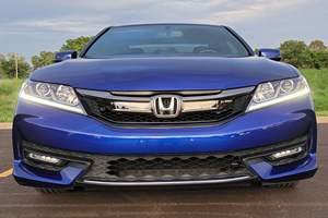 Honda Accord EX-L V6 Coupé Usado, 2016 - Product Image 3