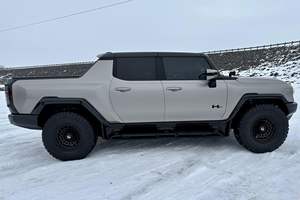 GMC HUMMER EV PICKUP ÉDITION 1 2022 D'OCCASION CÔTÉ GAUCHE/DROIT - Product Image 3