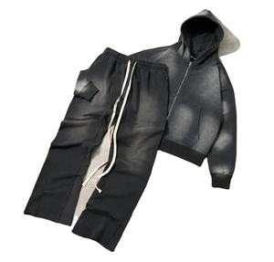 Survêtement personnalisé imprimé d'hiver avec patchwork vieilli |   Sweat à capuche délavé à l'acide avec cordon de serrage et pantalon de jogging évasé |   Survêtements - Product Image 1