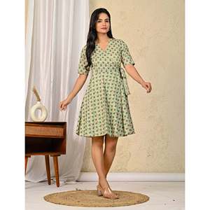 Robe Courte Vert Coton Imprimée Taille XS Respirante et Décontractée pour le Club, le Bureau ou les Journées Décontractées – Design Élégant - Product Image 6