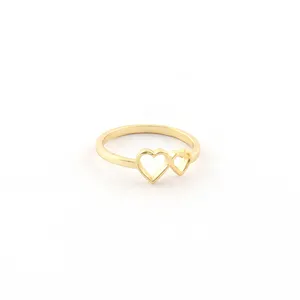Zarif altın kaplama düz pirinç Metal kalp tasarımcı yüzükler/romantik yüzük/çift kalpler aşk yüzük mücevherat. Mod Joyas R-576