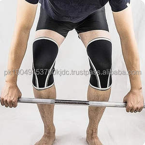 Coudière légère avec rembourrage anti-impact, doublure souple et sangles réglables offrant une sécurité et une durabilité maximales - Product Image 5