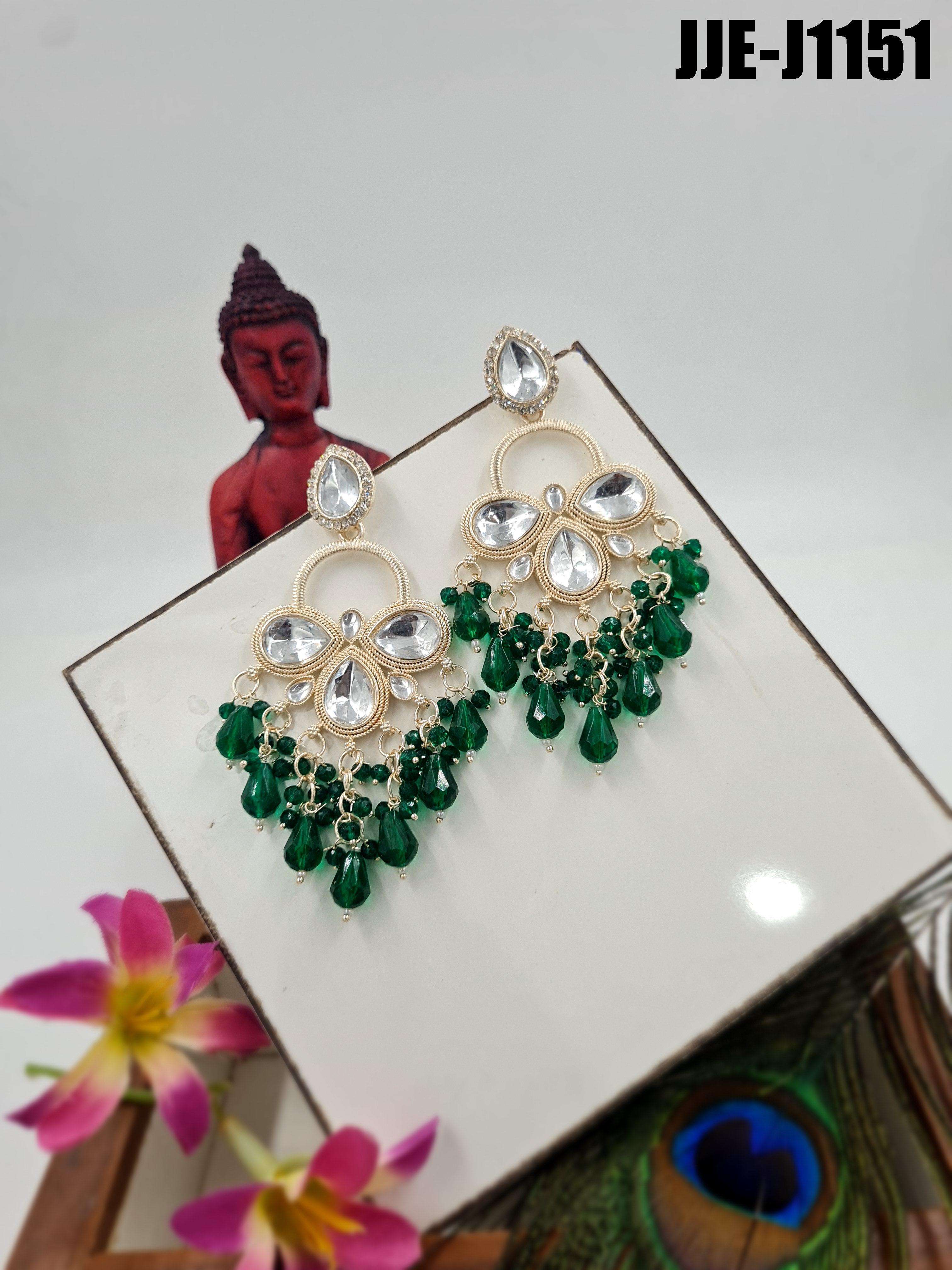 สีเขียว