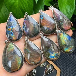 Liontin Kristal Labradorit Alami Unik, Kalung Batu Kilau Biru Ungu Estetis, Perhiasan Mode Boho, Liontin Batu Reiki - Product Image 5