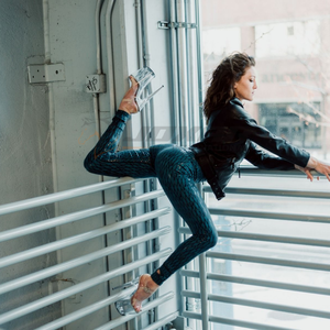 Leggings de performance extensibles 2025 avec adhérence collante, conçus pour la danse sur barre professionnelle et les compétitions de danse de salon, en vente - Product Image 3