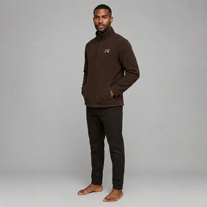 Veste en laine pour homme en gros, avec tissu de qualité supérieure, isolation thermique, coupe moderne, coutures durables et aspect élégant pour l'hiver - Product Image 4