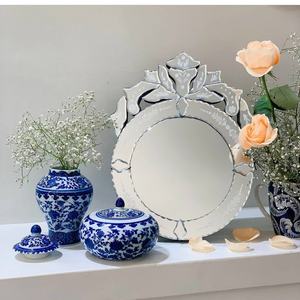 Miroir vénitien français antique, opulence dorée, décoration murale luxueuse et magnifique, en verre - Product Image 1