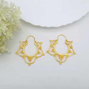 ห่วงสำหรับชนเผ่าดอกบัวสุดพิเศษของผู้หญิงต่างหูทองเหลืองชุบเงินเครื่องประดับสำหรับงานเทศกาลสไตล์ที่น่าดึงดูด - Product Image 5