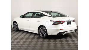 Voiture d'occasion certifiée LHD/RHD Nissan Maxima Platinum FWD 2023 - Product Image 3