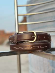 Cinturón de Cuero Vacuno Genuino con Acabado Marrón y Hebilla de Hierro, Personalizable, 3.5cm de Ancho, para Uso Formal e Informal - Product Image 3