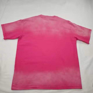 Ensemble T-shirt et short unisexe rose délavé style streetwear – Tenue décontractée deux pièces assortie pour l'été - Product Image 4