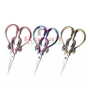 Ciseaux antiques de Style Unique, prix abordable, pour broderie avec une prune, fabriqués au Pakistan par Rohail Industries - Product Image 6