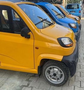 Auto Mini Bajaj-Qute 2024 2025 2026 en Venta - Product Image 1
